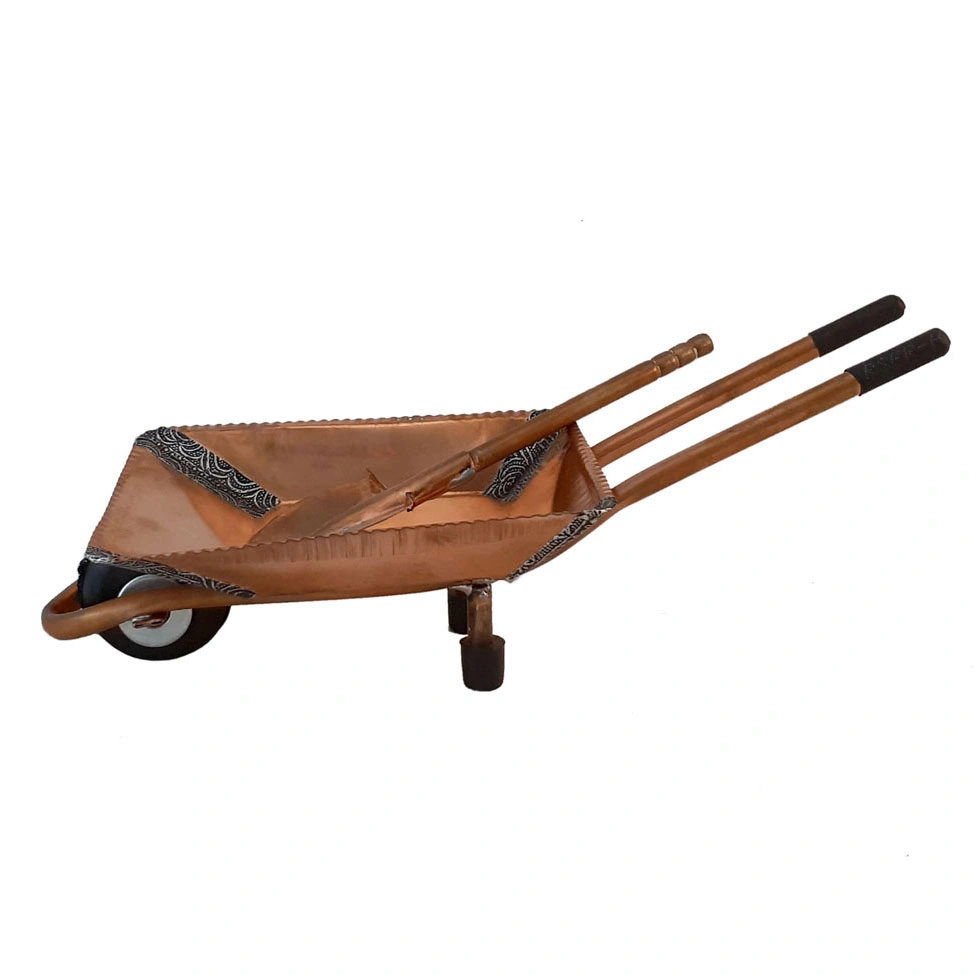 فرغون مسی دکوری